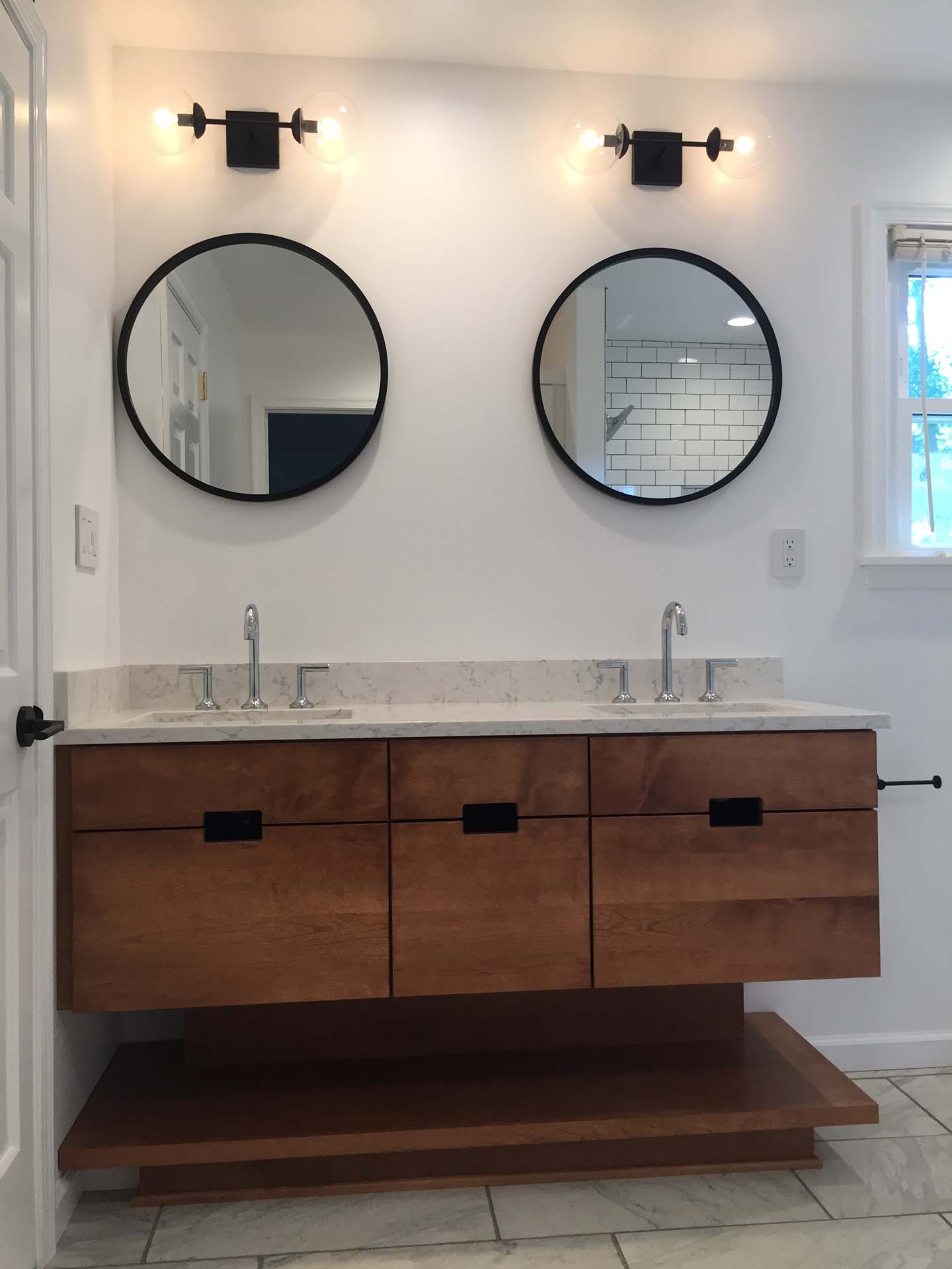 Bathrooms 2